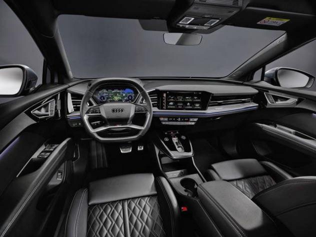AUDI Q4 e-tron Q4 SBP e-tron performance S Line rif. 23759240