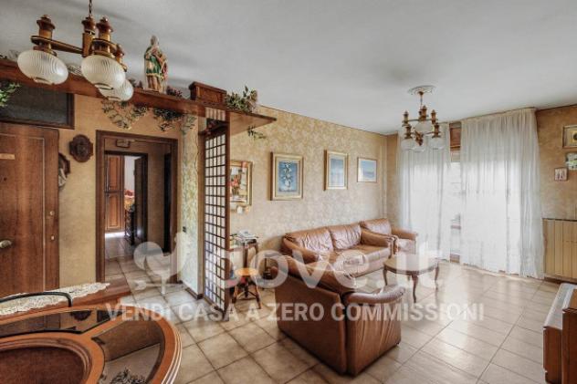 Appartamento di 90 m² con 3 locali in vendita a Arsago Seprio