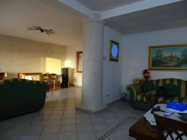 Immobile in asta di 162 m² con più di 5 locali in vendita a Caraffa di Catanzaro - Foto 2