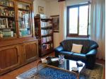 Villa in Pian di Mommio  su piu' piani con giardino di 500 mq che attornia  &hellip;