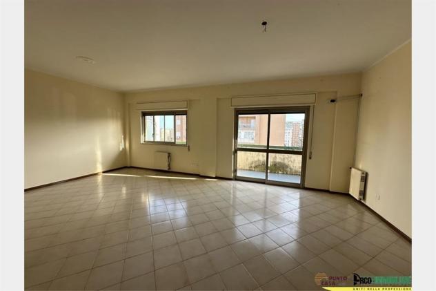 Elegante appartamento 6 vani al settimo piano con box esclusivo e tripla esposizione in Via D'Amelio - Foto 19