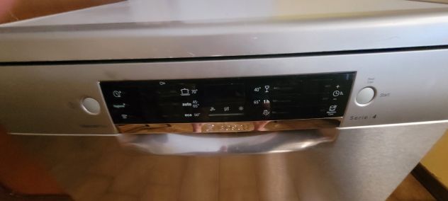 Cucina angolare in legno (330x260) + Lavastoviglie BOSCH + Tavolo e 6 Sedie - Foto 6
