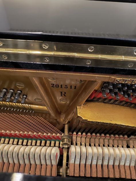 Pianoforte Steinway R 138 cm. con trasporto e panca inclusi - Foto 2