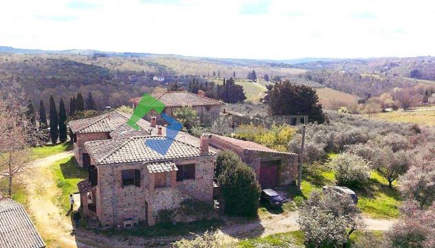 Antica colonica con azienda agricola a Castellina in Chianti, Siena. - Foto 7