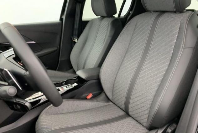 PEUGEOT 208 Hybrid 145 e-DCS6 Allure rif. 23652878 - Foto 10