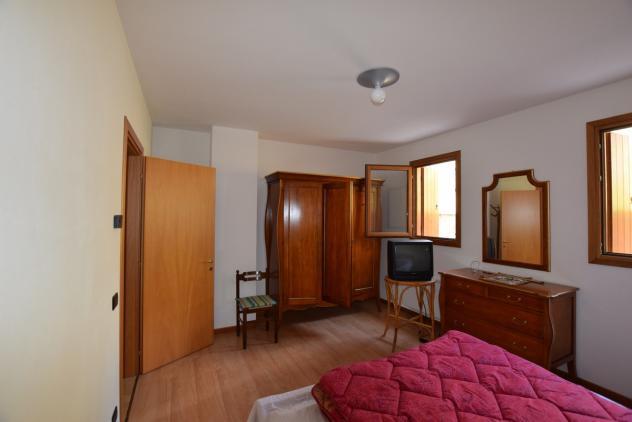 BIFAMILIARE di 5 vani e di 140 mq (VALDOBBIADENE) rif. DB036AB - Foto 8