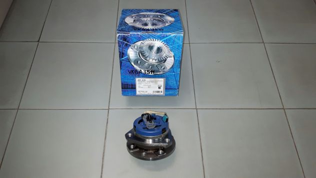 KIT.CUSCINET.MOZZ.RUOTA+BRACCI:ASTRA.G,H-VECTRA.B-MERIV-ZAFIR.A-SAAB.900-9.3,9.5