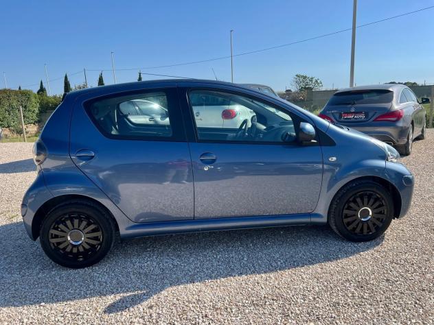 Toyota Aygo 1000 benzina ok neopatentati - Foto 5