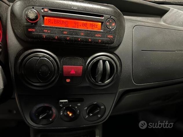 PEUGEOT Bipper Bipper Tepee 1.4 HDi 70CV Outdoor 2-Tronic - Foto 10