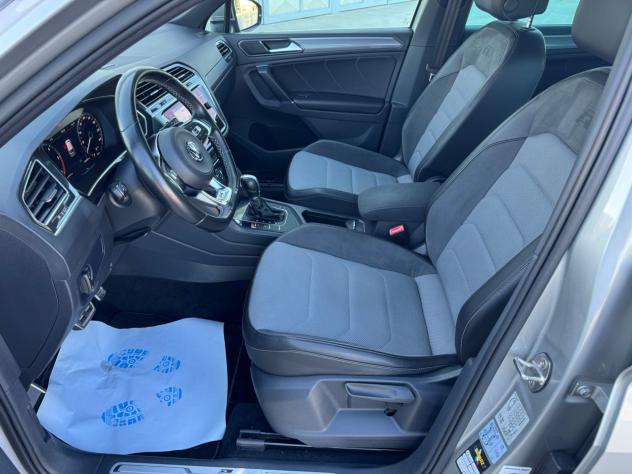 Volkswagen Tiguan 2.0 TDI SCR DSG Executive R-Line BMT - Foto 9