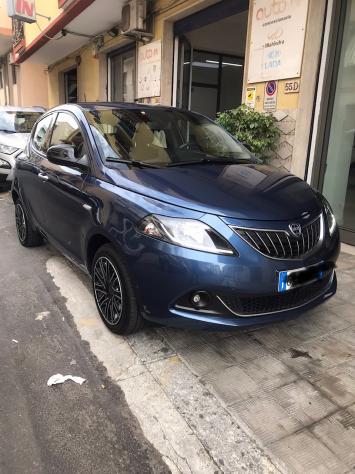 Lancia Ypsilon 1.0 FireFly 5 porte S&S Hybrid Ecochic Gold - Foto 2