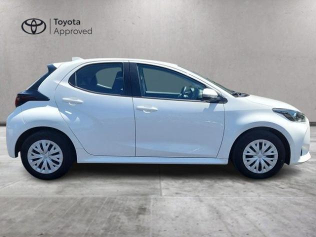 TOYOTA Yaris 1.0 5 porte Active rif. 23739159 - Foto 4