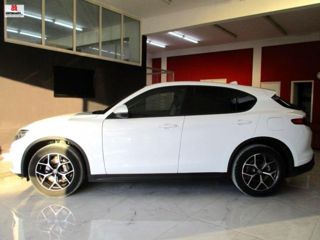 A.R.Stelvio 2.2 T.diesel 210cv AT8 Q4 Exec.-2018 FULL - Foto 3