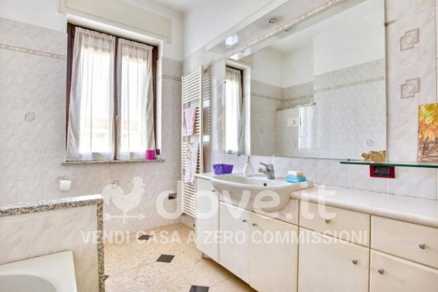 Appartamento di 130 m² con 3 locali e box auto in vendita a Cairate - Foto 10