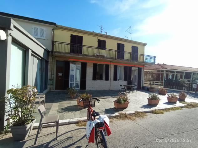 APPARTAMENTO INDIPENDENTE di 3 vani e di 50 mq (VIAREGGIO) rif. 1108 - Foto 2