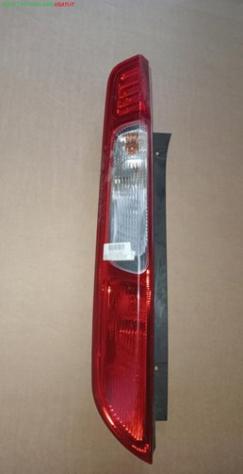 FANALE POST.S. FRECCIA BIANCA FORD FOCUS (CAP) 3p / 5p / Style Wagon  Parti elettriche  Fanaleria  Fanali  Fanale post. sx. FORD - FOCUS - 01-12-2004