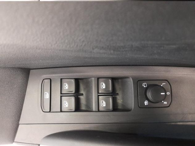 Škoda Fabia 1.0 MPI Evo 59KW STYLE - Foto 9