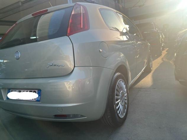 FIAT GRANDE PUNTO 1,3 MJ 75CV - Foto 8