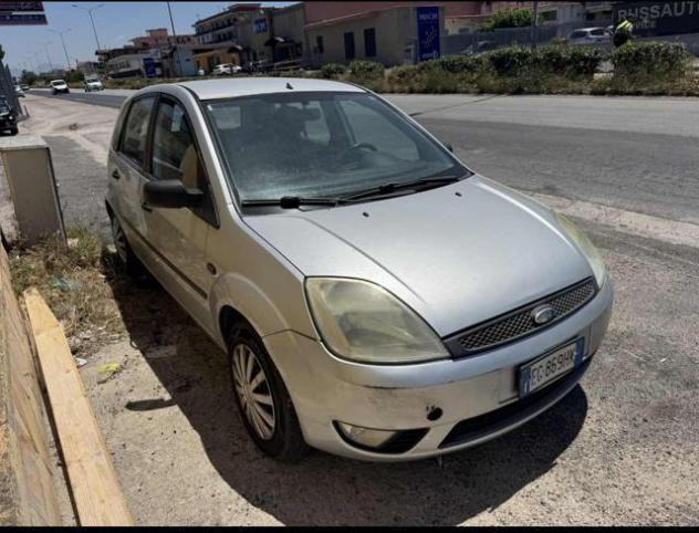 FORD Fiesta 1.2 16V 75CV GPL rif. 23980326 - Foto 3