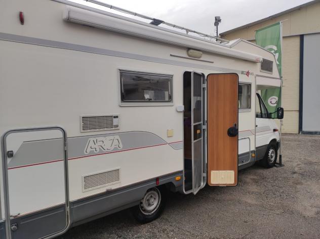 CAMPER ARCA MERCEDES MANSARDATO 7 POSTI DOPPIA DINETTE CLIMATIZZATORE LETTI CASTELLO FOTOVOLTAICO GENERALI USATI 538 - Foto 6