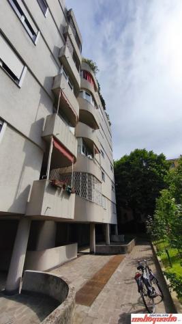 FOSSOLO AMPIA METRATURA CON TERRAZZO ABITABILE E GARAGE DOPPIO - Foto 2