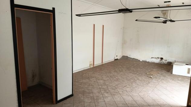 Locale comm.le/Fondo in affitto a Cascina 38 mq Rif: 1354842 - Foto 2