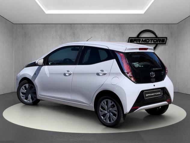 Toyota Aygo Play 1.0 69cv auto - PROMO - Foto 6