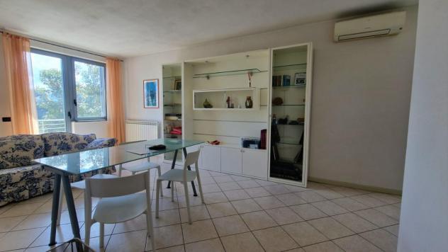 appartamento in vendita a Lucca in zona zona Arancio