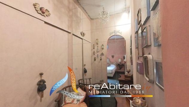 Villa Luminosa nel Verde: Privacy, Comfort e Spazi per la Famiglia - Foto 12