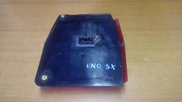 Faro / Fanale posteriore Sinistro / SX Fiat UNO 2 Serie 1990 - Foto 3
