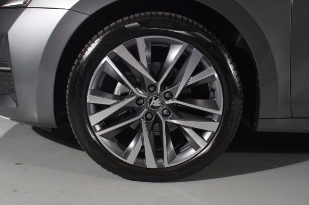 Škoda Octavia 2.0 TDI STYLE DSG - Foto 6