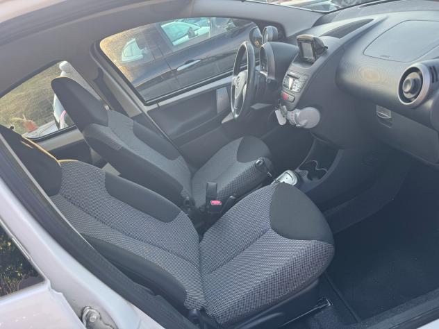 Toyota Aygo 1.0 12V VVT-i 5 porte Lounge Connect AUTOMATICA - Foto 9