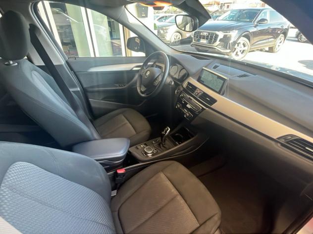 BMW X1 xDrive 18d - Foto 9