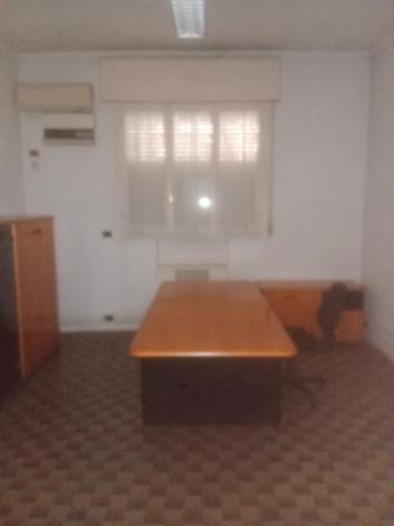 Immobile di 450 m² con più di 5 locali in vendita a Carpi - Foto 3
