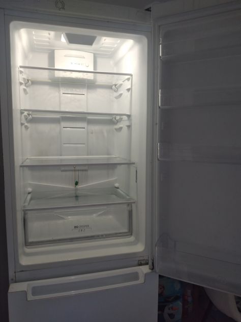 Vendo frigorifero marca Indesit in buone condizioni - Foto 2