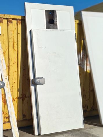 porta per celle frigo con foro guidovia usata