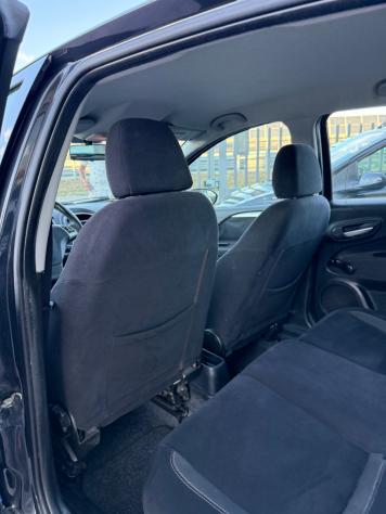 Fiat Punto 1.2 8V 5 porte Lounge - Foto 9
