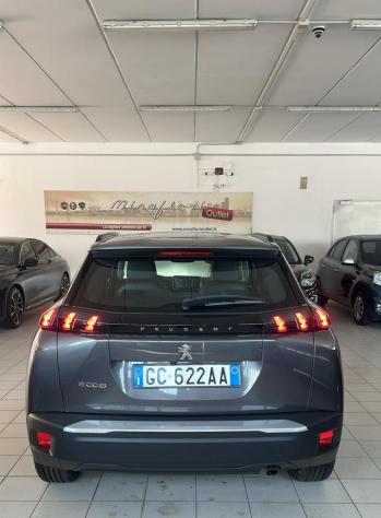 PEUGEOT - 2008 - BlueHDi 100 S&S Allure Navi Pack - Foto 6