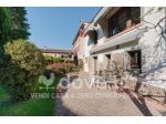 Rustico / Casale di 253 m² con 5 locali e box auto in vendita a Godega di S &hellip;