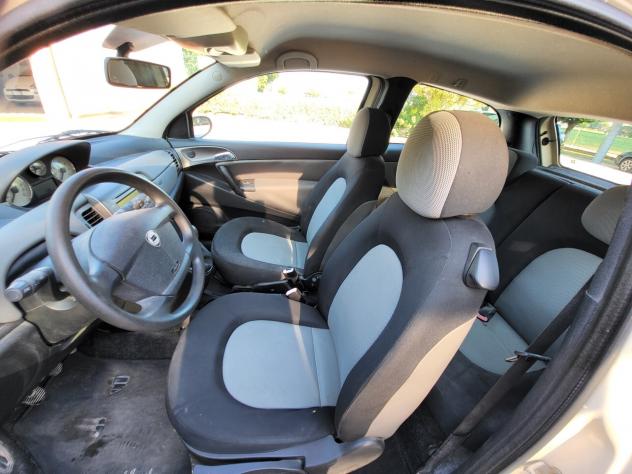 Lancia Ypsilon 1.3 MJT 75 CV Platino - Foto 8