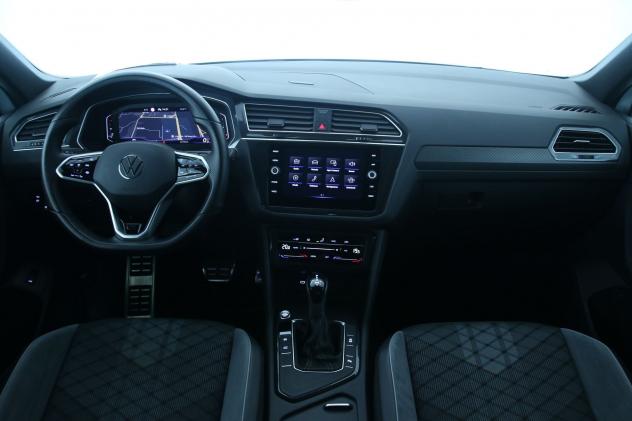 Volkswagen Tiguan 2.0 TDI SCR 150 cv R-Line DSG / Driver Assistance Pack - Climatronic - Cerchi 19" - Keyless Entry & Go - Fari LED Performance - Foto 9