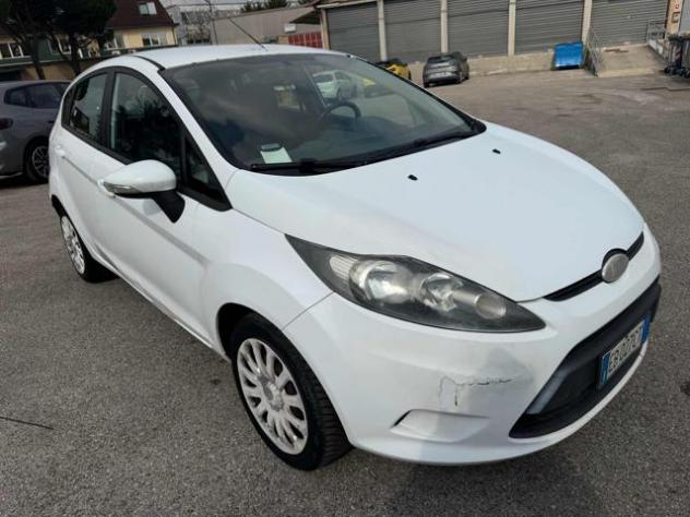 FORD Fiesta 1.4 TDCi 68CV 5p Titanium senza lavoro da fare rif. 23443173