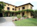 Villa di 800 m² con più di 5 locali in vendita a Garbagnate Monastero