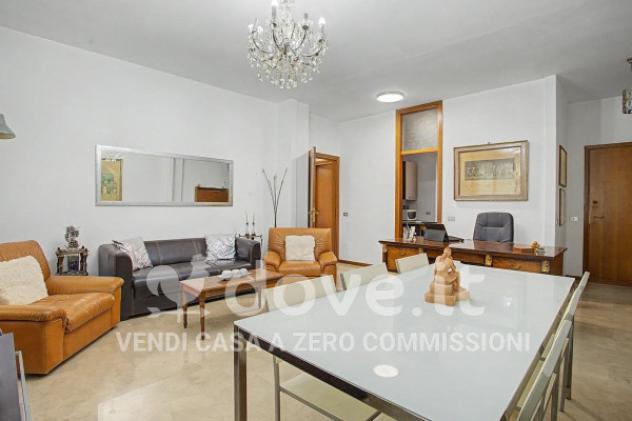 Appartamento di 107 m² con 3 locali in vendita a Varese