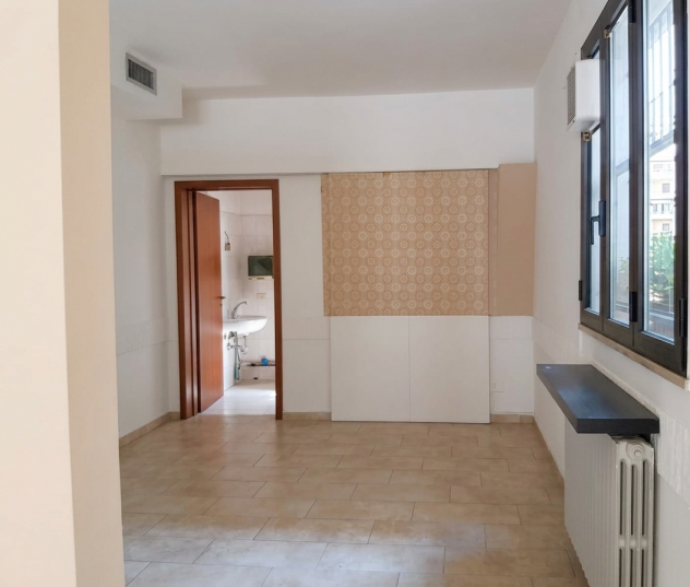 1 Vetrina in affitto a Carpi - Foto 6
