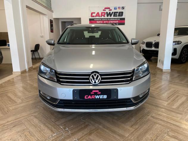 VOLKSWAGHEN PASSAT 1.6 TDI Highline NAVY 2014 - Foto 2