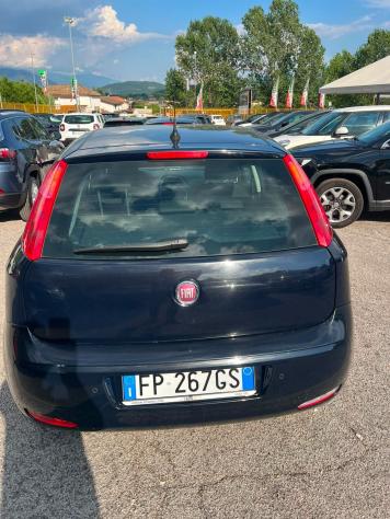 Fiat Punto 1.3 MJT II S&S 95 CV 5 porte Street - Foto 9