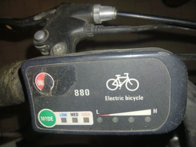 Bicicletta elettrica da 26 " funzionante - Foto 5
