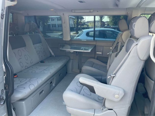 Volkswagen multivan 2.5 tdi