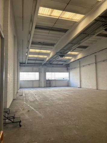 Immobile di 2400 m² con 3 locali in vendita a Legnano - Foto 13